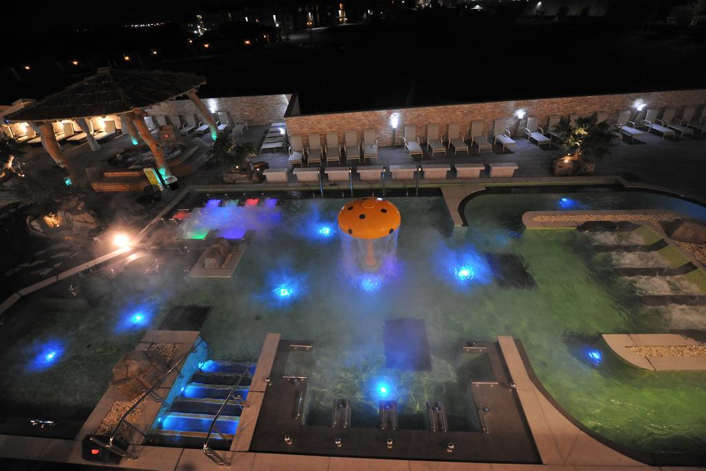 The One Boutique Hotel Карролтон Экстерьер фото